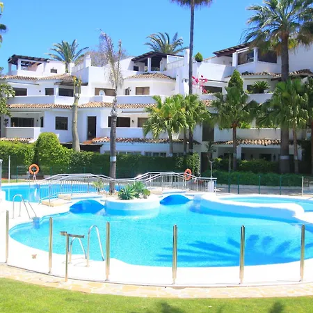 Lägenhet 1080 Beachfront Penthouse 3 Floors Jacuzzi 2 Pools Wifi Roof Terrace *