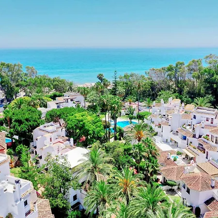 1080 Beachfront Penthouse 3 Floors Jacuzzi 2 Pools Wifi Roof Terrace * Marbella