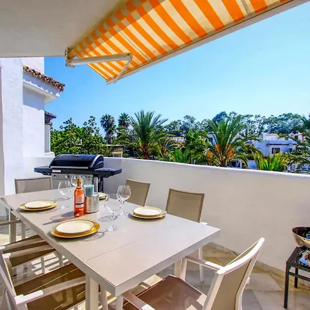 1080 Beachfront Penthouse 3 Floors Jacuzzi 2 Pools Wifi Roof Terrace Apartment